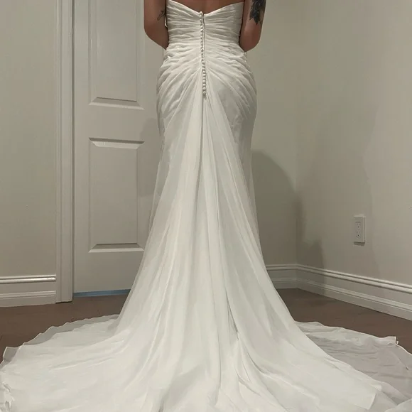 Alfred Angelo Strapless White Sweetheart Wedding Gown with Embellished Waist - Picture 2 of 4